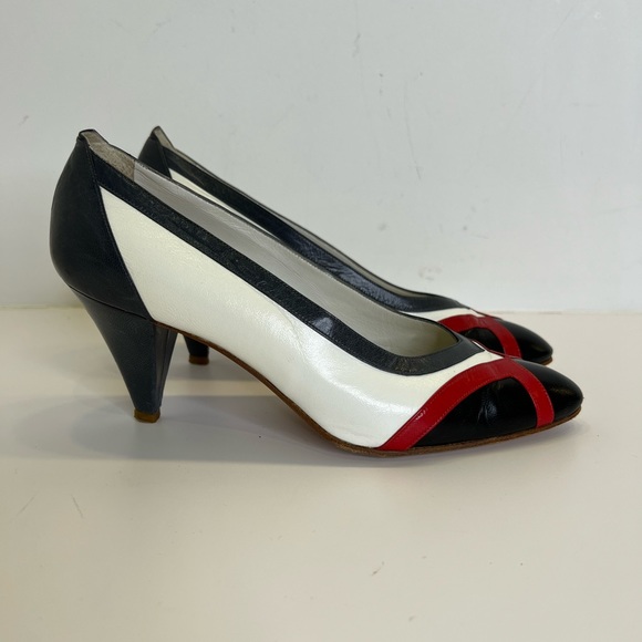 Vintage 1980s Maud Frizon Navy and Red heels - Picture 2 of 4